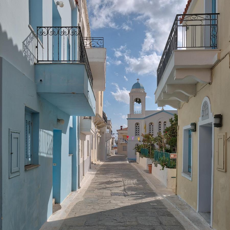 Anemomiloi Andros Hotel Exterior photo