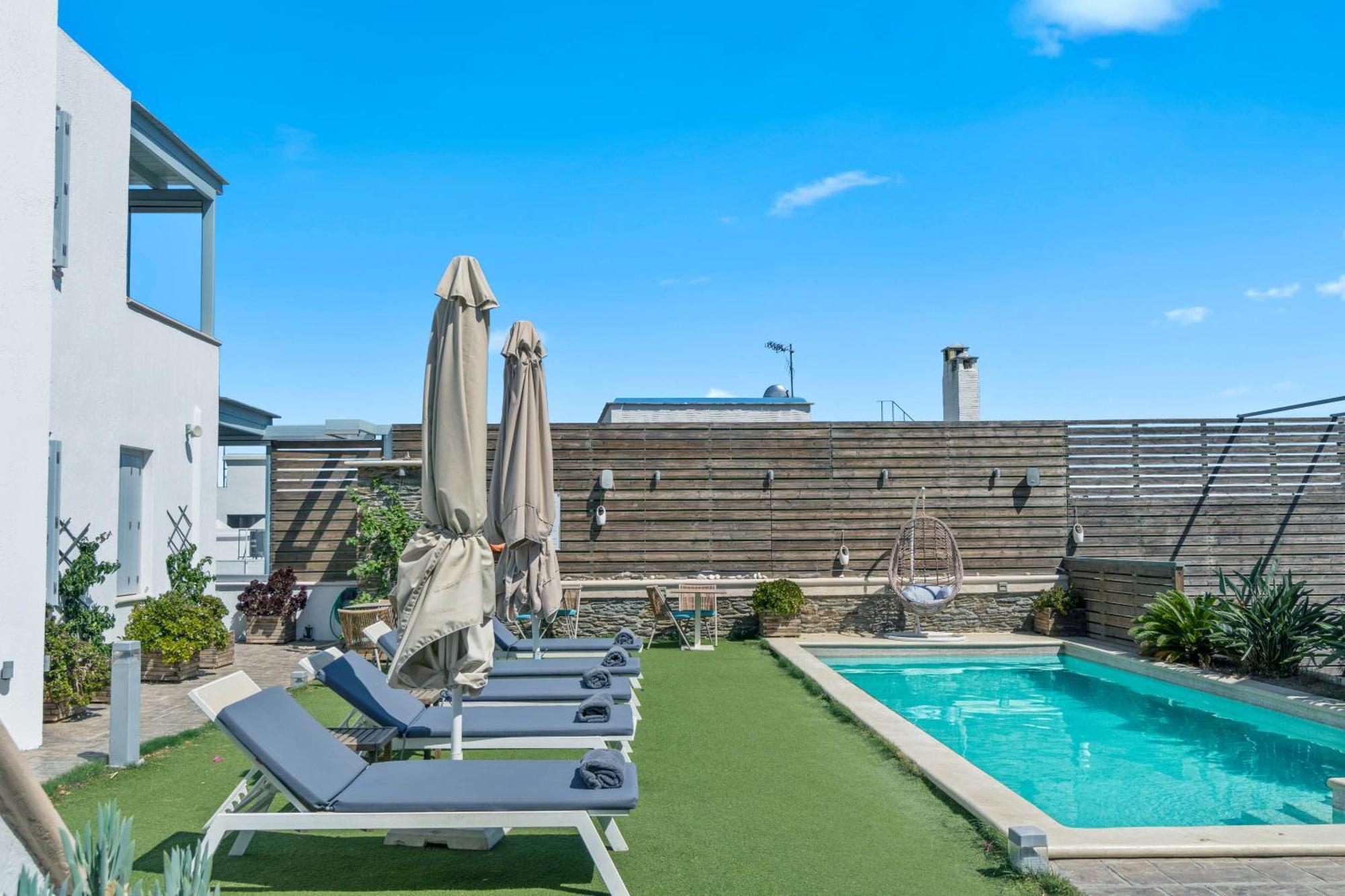 Anemomiloi Andros Hotel Exterior photo