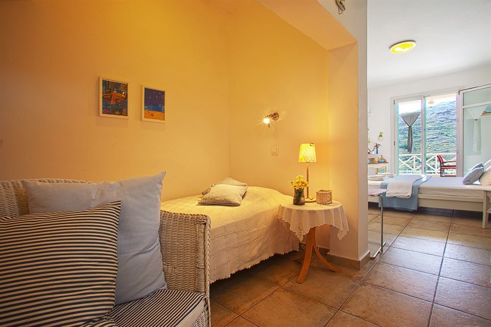 Anemomiloi Andros Hotel Exterior photo